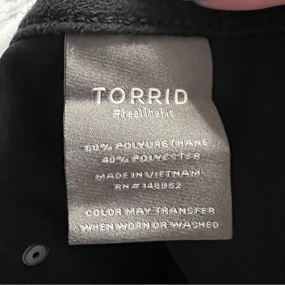 Torrid Perfect Skinny Faux Leather Pants - Picture 14 of 14